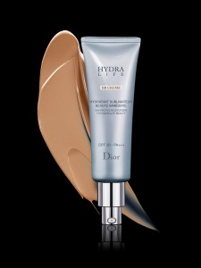 Dior BB Cream 225x300 Paso a paso de un maquillaje de Primavera con Junior Cedeño para Dior y su nueva BB Cream