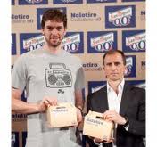 n445 Nolotiro y Ciudadano 0.0 con los hermanos Marc y Pau Gasol